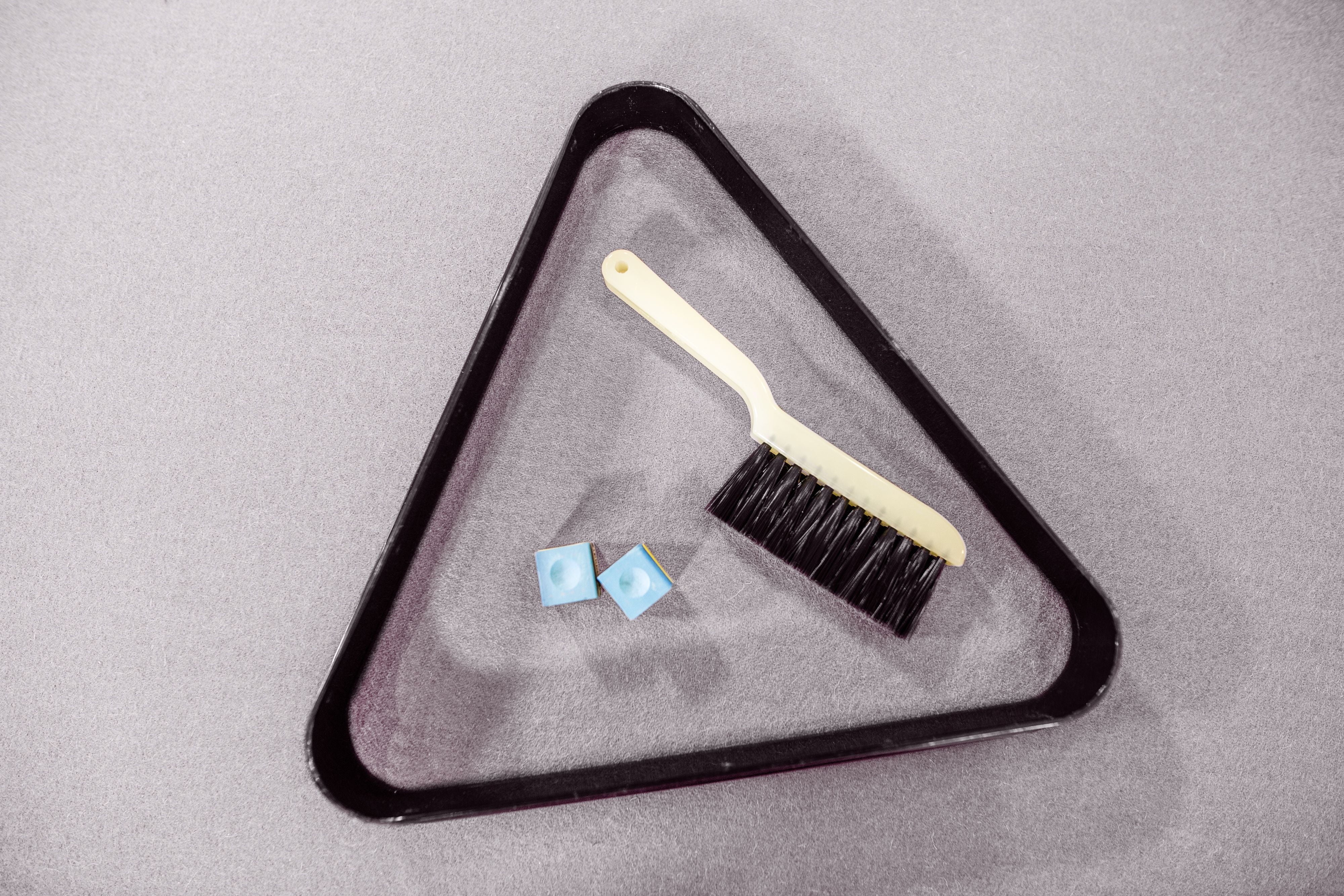 Dakota Slatron 8 Ft. Pool Table with Ball Return System