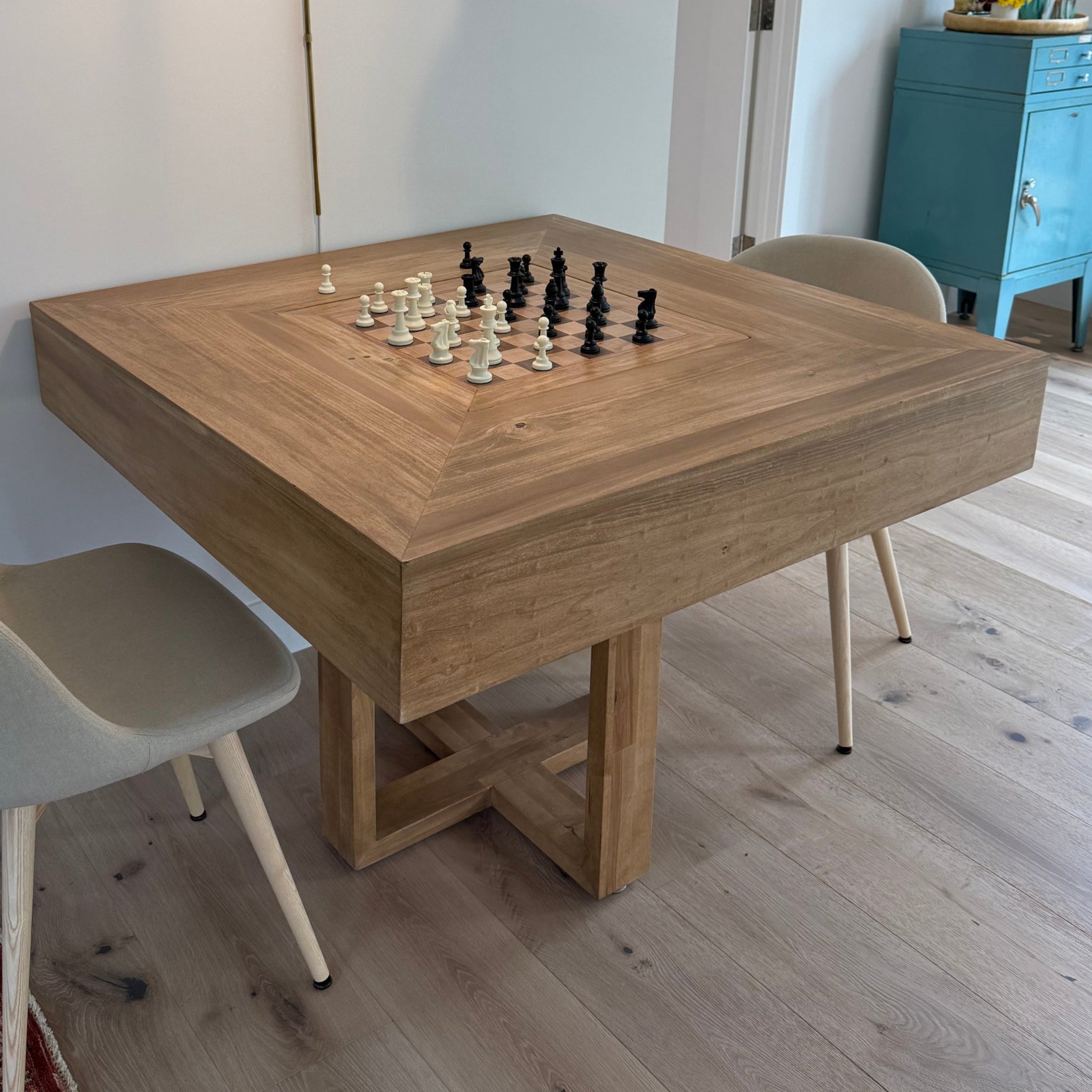 Minnetonka Reversible Board/Chess Game Table