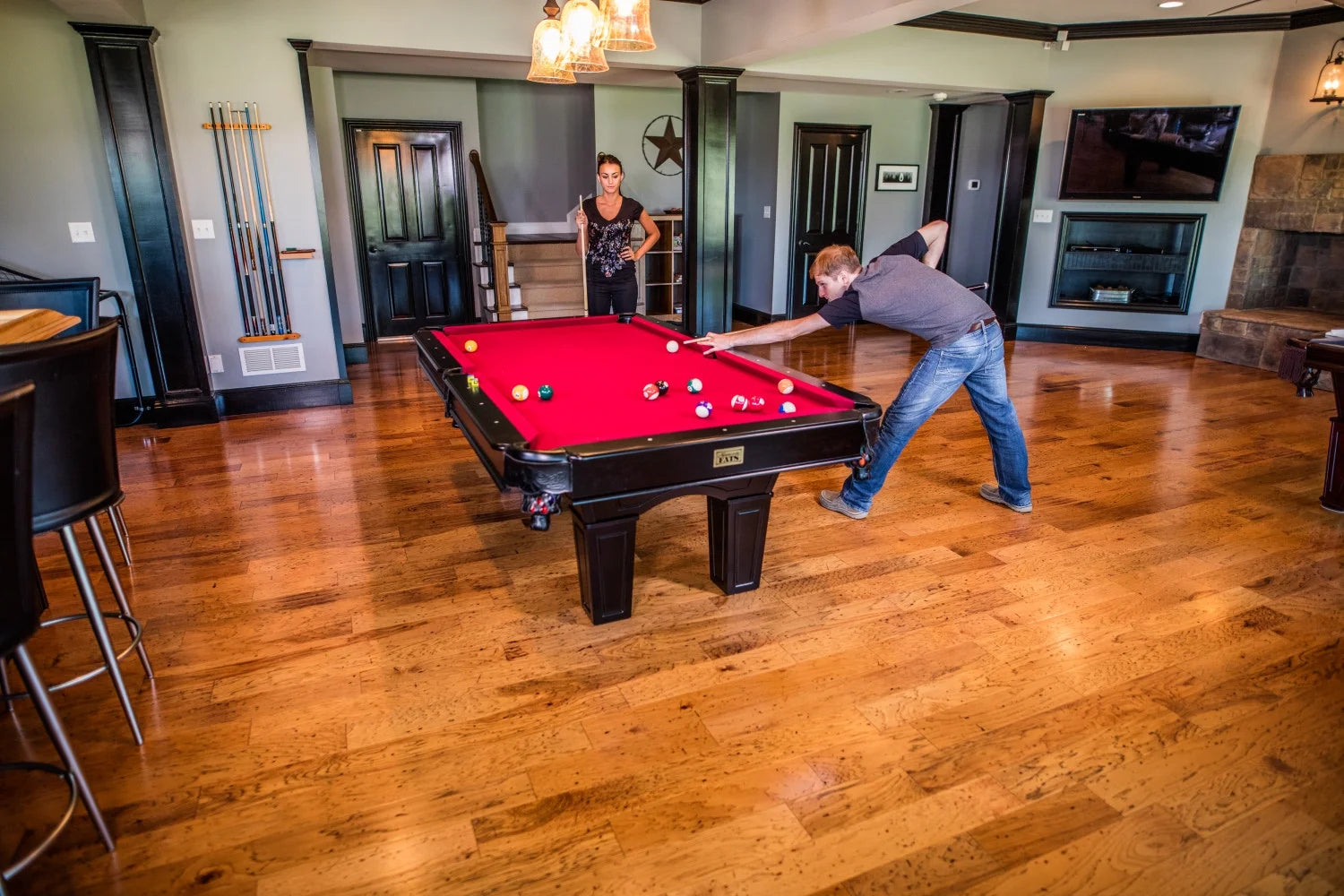 Fullerton Billiard Table - 7.5' - in Dark Chestnut Finish with Triangle Rack, Chalk, Ball Set, Brush and 2 One-Piece Cues