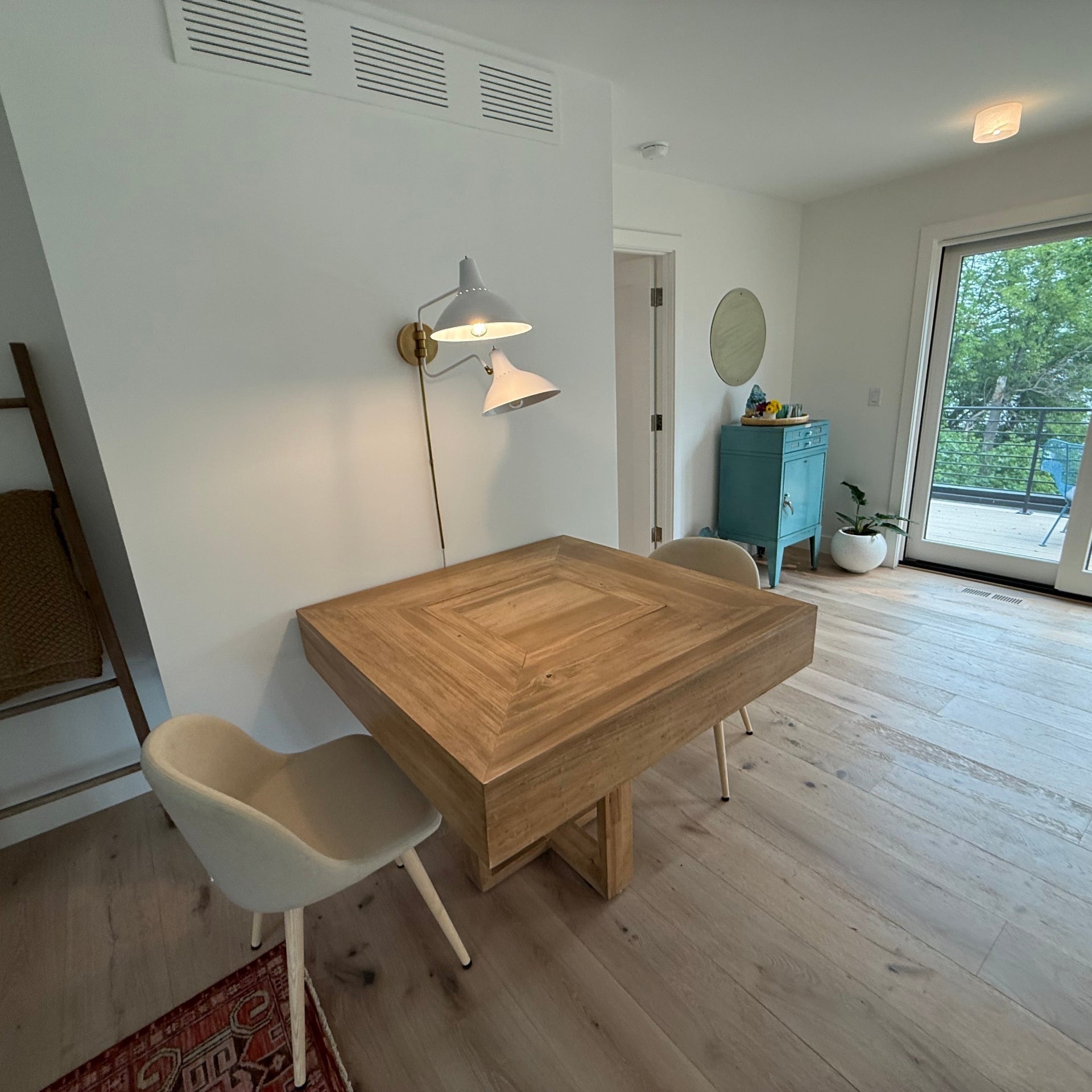 Minnetonka Reversible Board/Chess Game Table